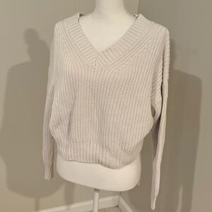Women’s White Hollister Knit VNeck Sweater